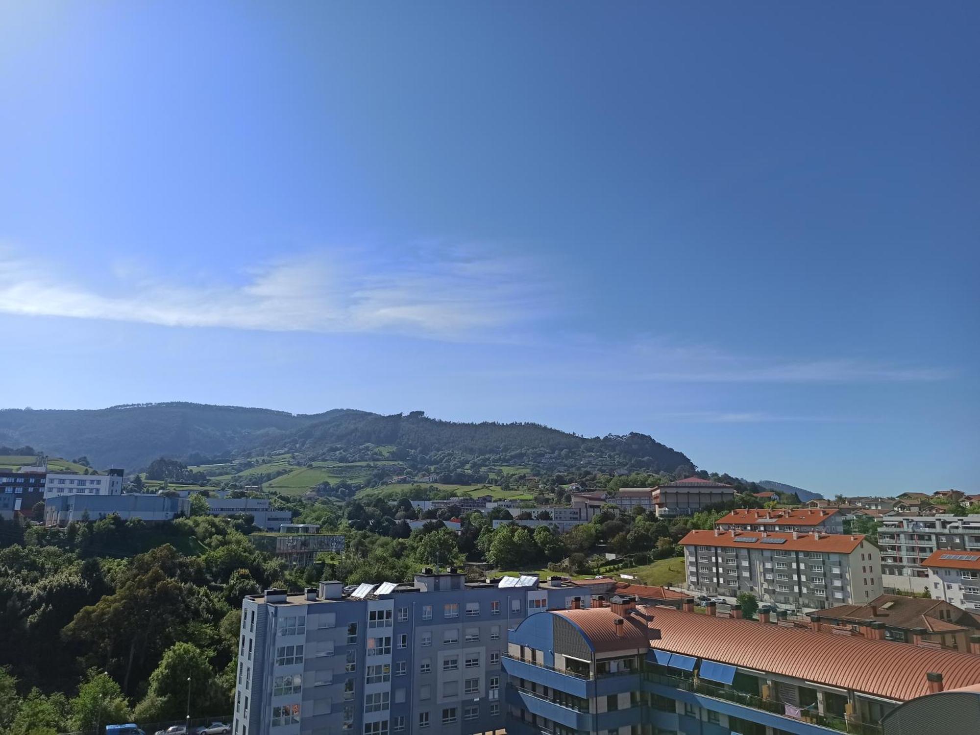 Apartamento Patxike Con Plaza De Garaje Apartment Bermeo Bilik gambar